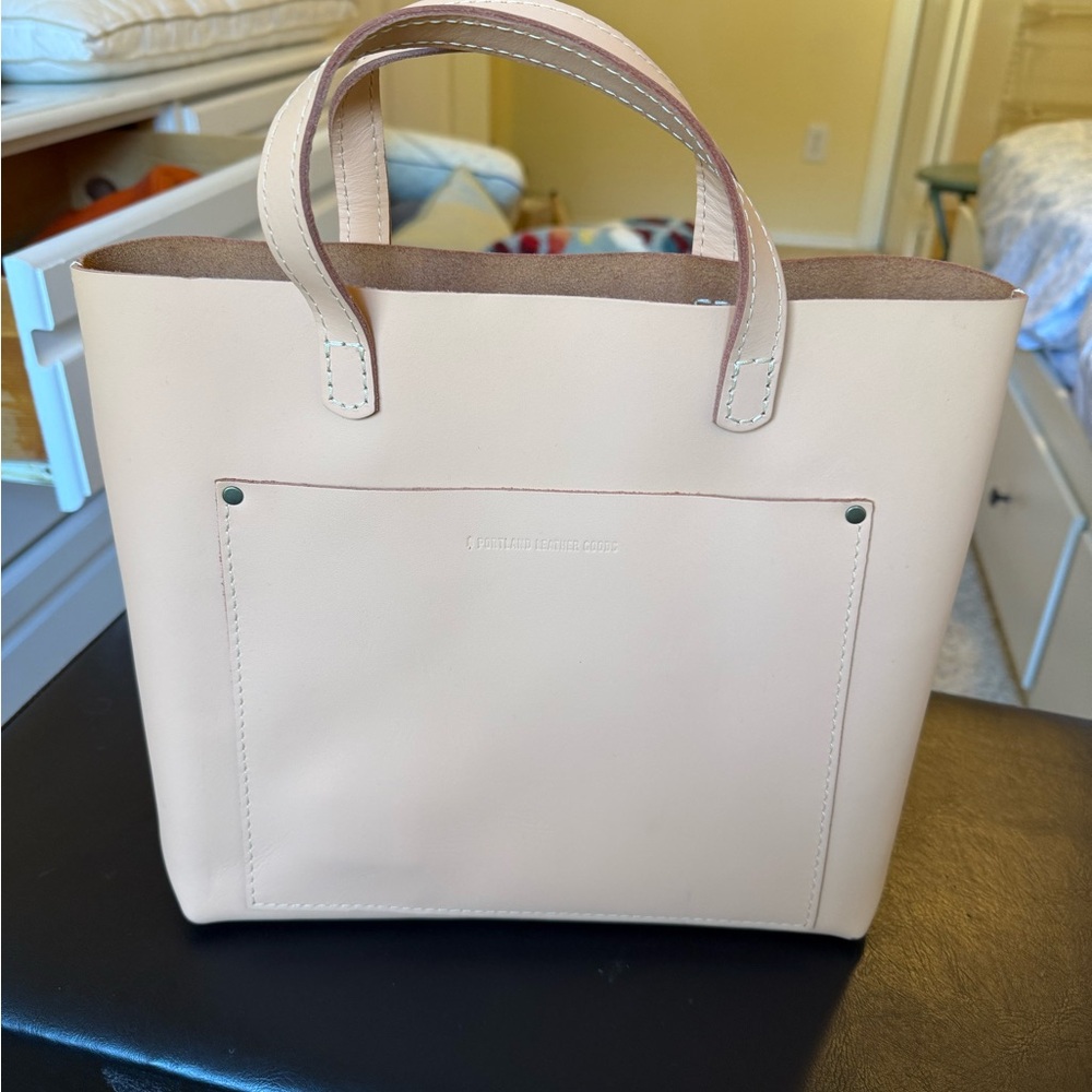 Portland leather  Cream medium crossbody Bag